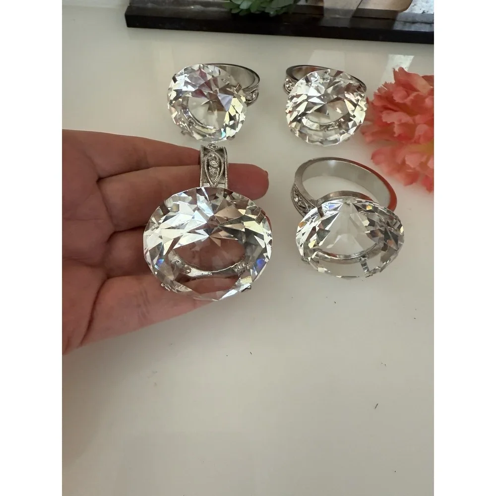 The Unbranded Brand crystal diamond